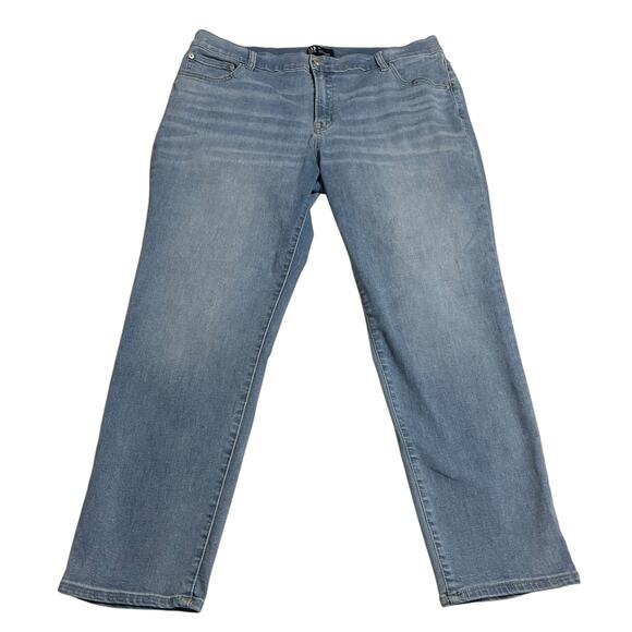 Gap Denim Womens Jeans Size 33 Girlfriend High Rise Zip Fly Light Wash Denim - Picture 1 of 11